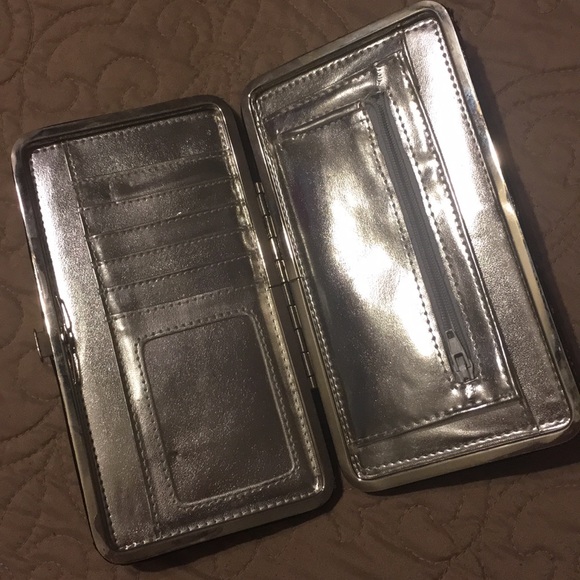 Lace Clutch Wallet - Picture 2 of 2